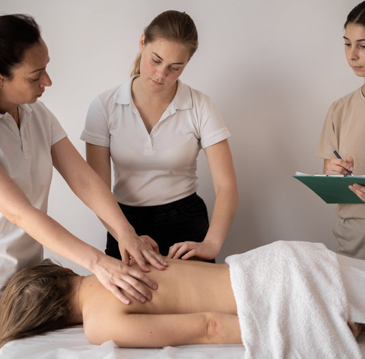 Kurs i Dyp bindevevs kropp og ansiktsmassasje for profesjonelle terapeuter (kurssted Malaga i Spania)